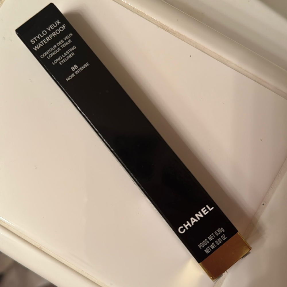 NIB CHANEL STYLO YEUX WATERPROOF LONG LASTING EYELINER